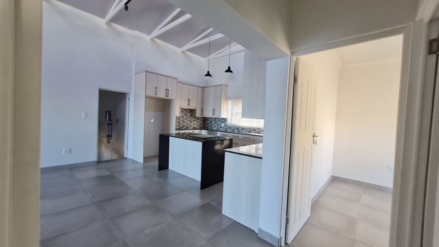 3 Bedroom Property for Sale in Dana Bay Western Cape